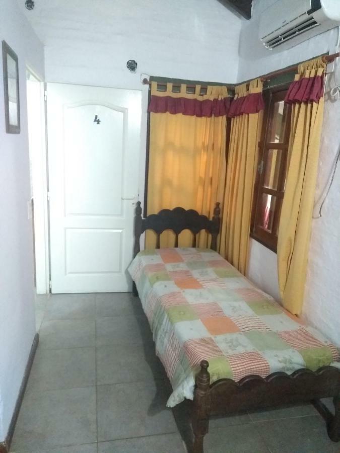 Hosteria Niemanu Paso de la Patria Esterno foto
